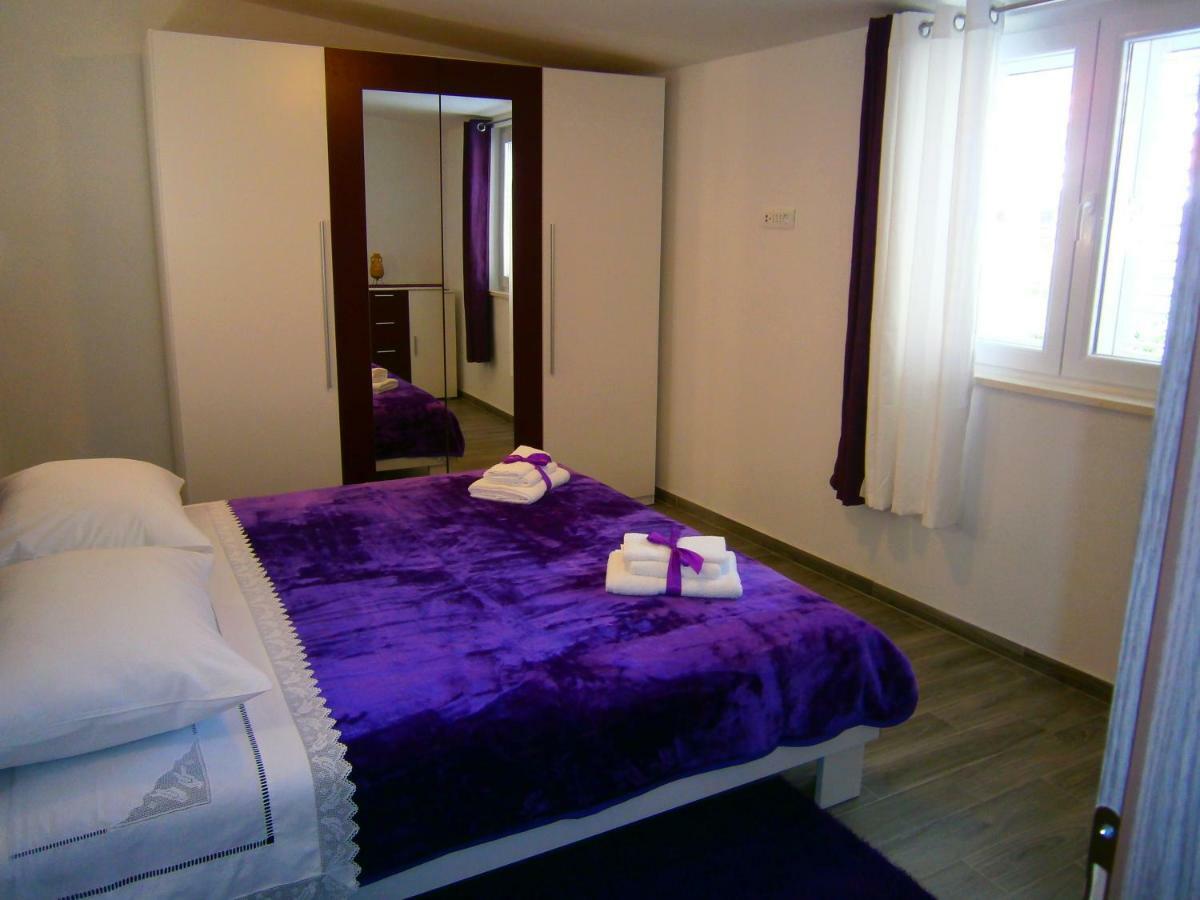 Apartment Willy Komiža Dış mekan fotoğraf