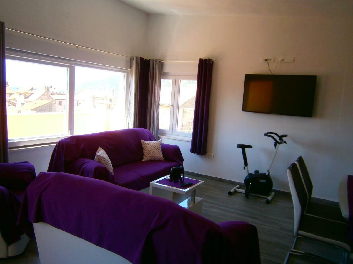 Apartment Willy Komiža Dış mekan fotoğraf